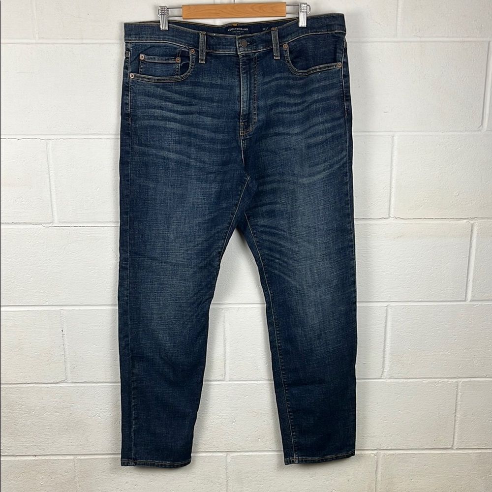 Lucky Brand men’s 121 slim straight dark wash jean size 38x32 NWT